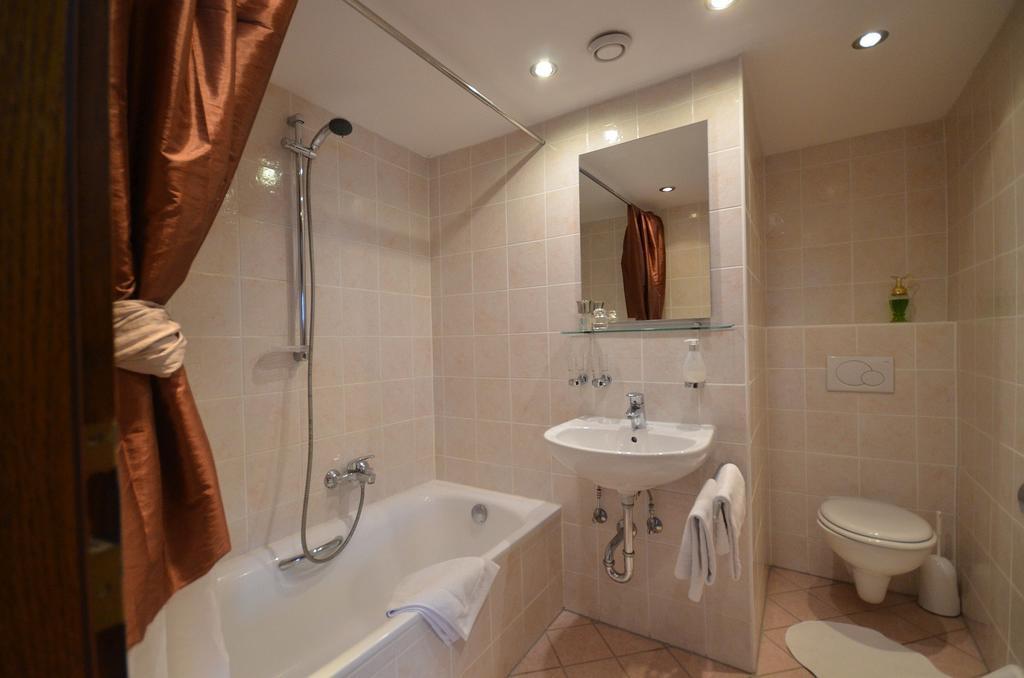 Pension Rosenegg Finkenberg Extérieur photo